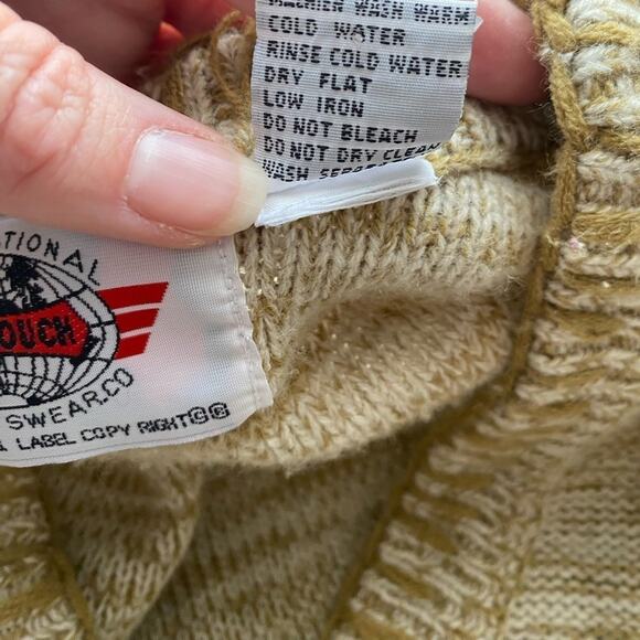 Vintage International Sportswear Co. Women's 3X Extra Touch Sweater 100% Acrylic - Picture 8 of 9